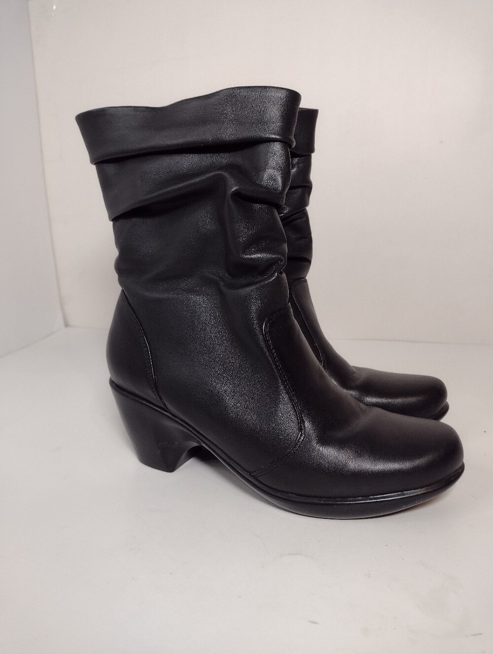 Naot Black Slouchy Mid-Calf Heeled Boots(38)